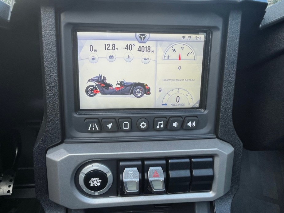 The Ride Command menu on the Slingshot SL.