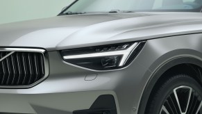 A silver 2023 Volvo XC40.