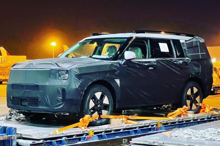 2024 Hyundai Santa Fe spy shot