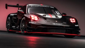 A Black and red Porsche 911 GT3 R