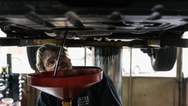 5 Oil Change Mistakes to Avoid Making Next Time You Change Your Car’s Oil