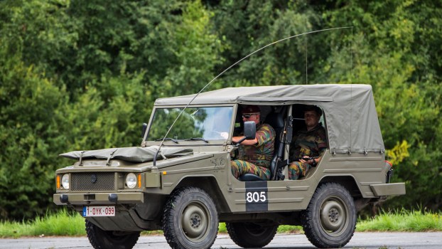 See a Volkswagen Iltis and Other Radwood Classics Reenact Past Paris-Dakar Rallies