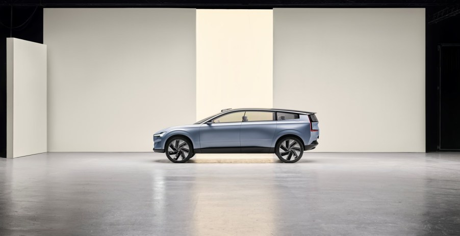 Volvo Concept Recharge