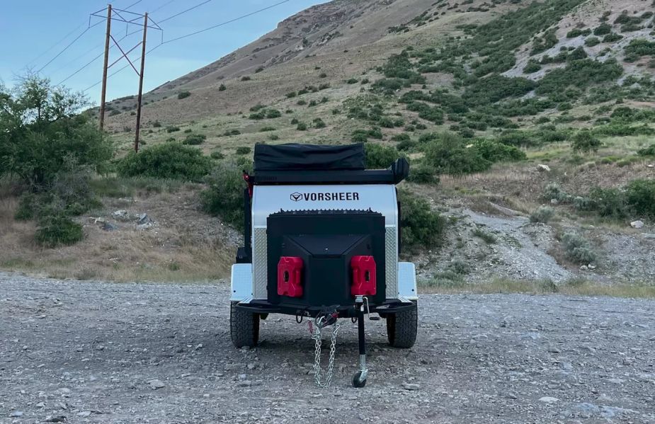 A camper trail from Vorsheer shows off its aggressive looks, a mid-size truck can tow it. 