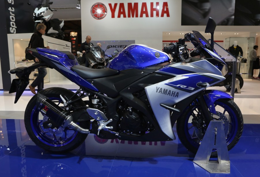 A Yamaha YZF-R3, one of the most affordable sports bike of 2022.