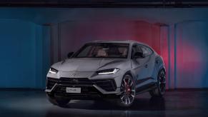 2023 Urus S in grey