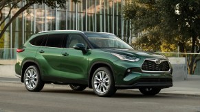 2023 Toyota Highlander new turbo engine