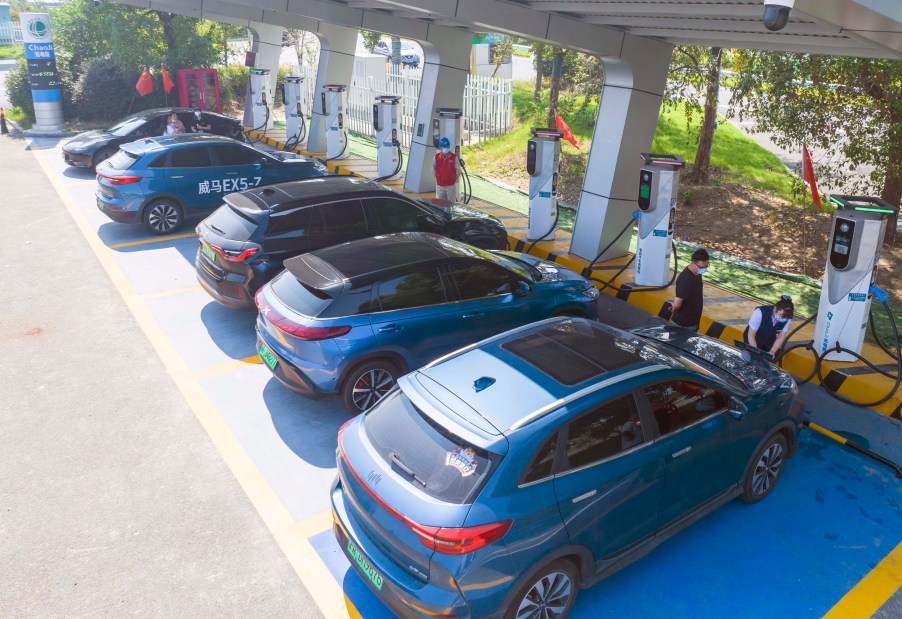 A group of EVs charging, potentially due to how the heat affect electric vehicles.