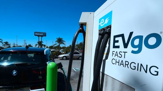 How Much Does It Cost to Charge an Electric Car at Walmart?