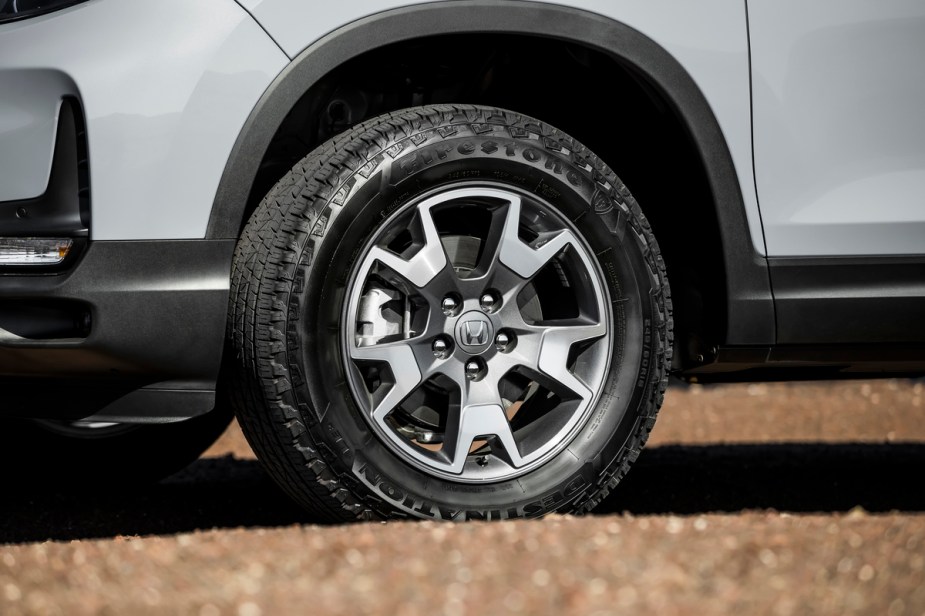 2023 Honda Passport TrailSport tire