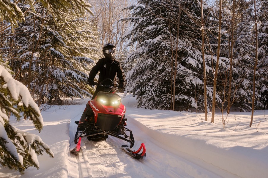 Snowmobile maintenance steps