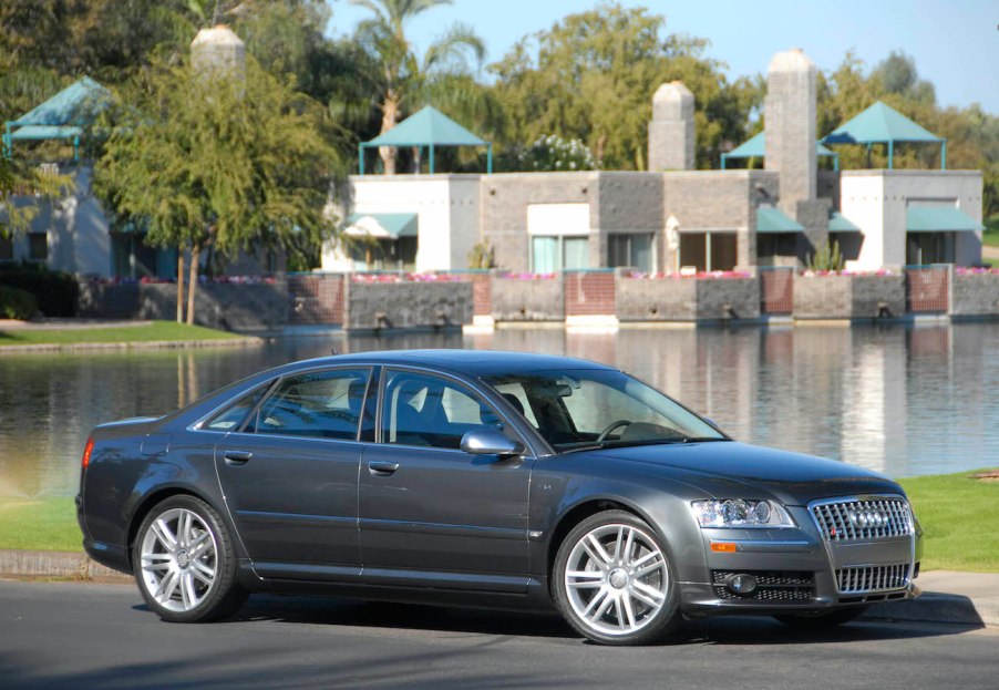 2007 Audi S8