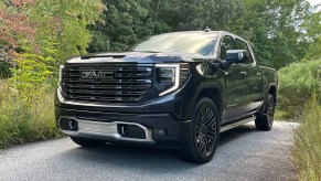 2022 GMC Sierra 1500 vs. 2022 Toyota Tundra