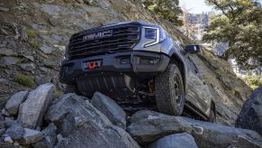 2023 GMC Sierra 1500-at4x aev edition