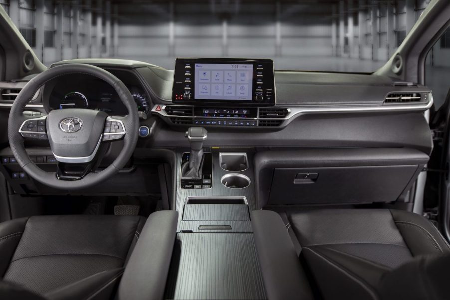 2022 Toyota Sienna interior