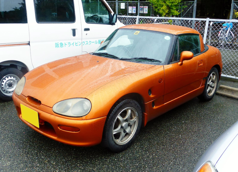 Suzuki Cappuccino in orange