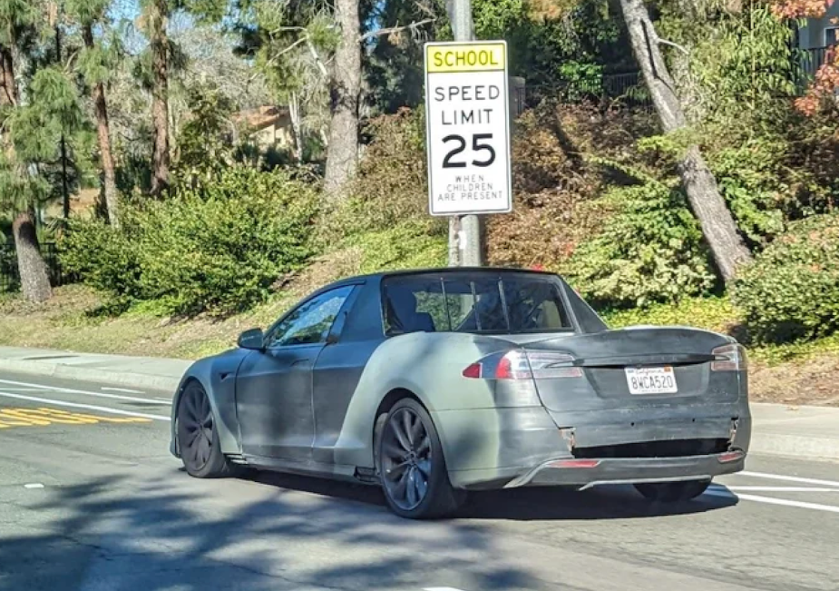 Tesla truck