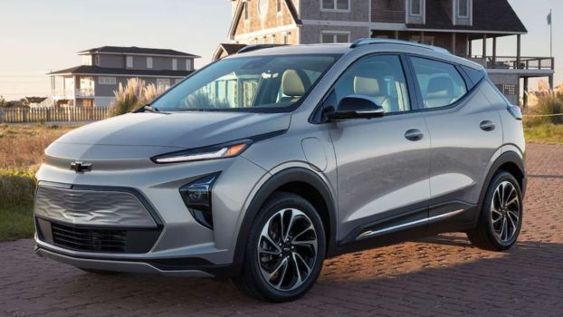 Only 1 Electric SUV Has a Price Tag Under $30,000