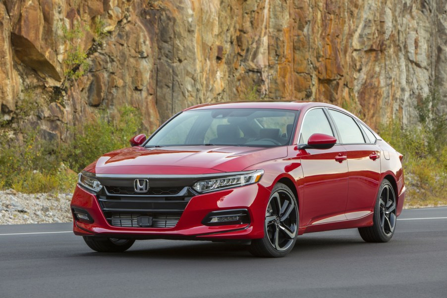 2018 Honda Accord Sport 2.0T Front