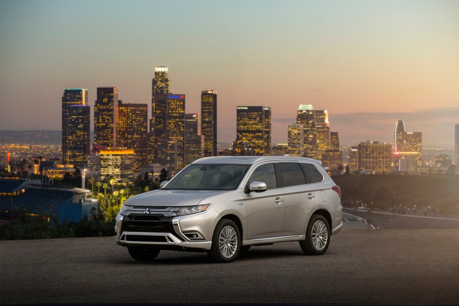 The 2021 Mitsubishi Outlander, unlike the 2023 model, produces very little power and torque. 