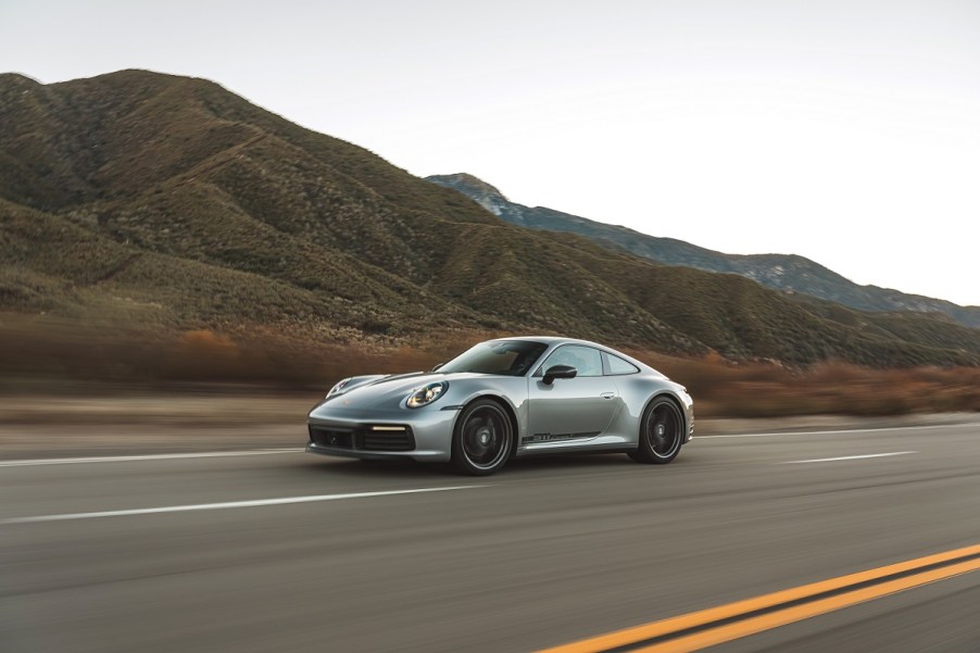 2022 Porsche 911 Carrera T in GT Silver