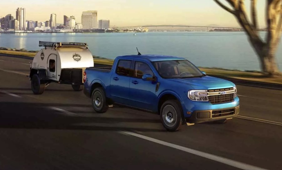 2023 Ford Maverick Hybrid towing capacity