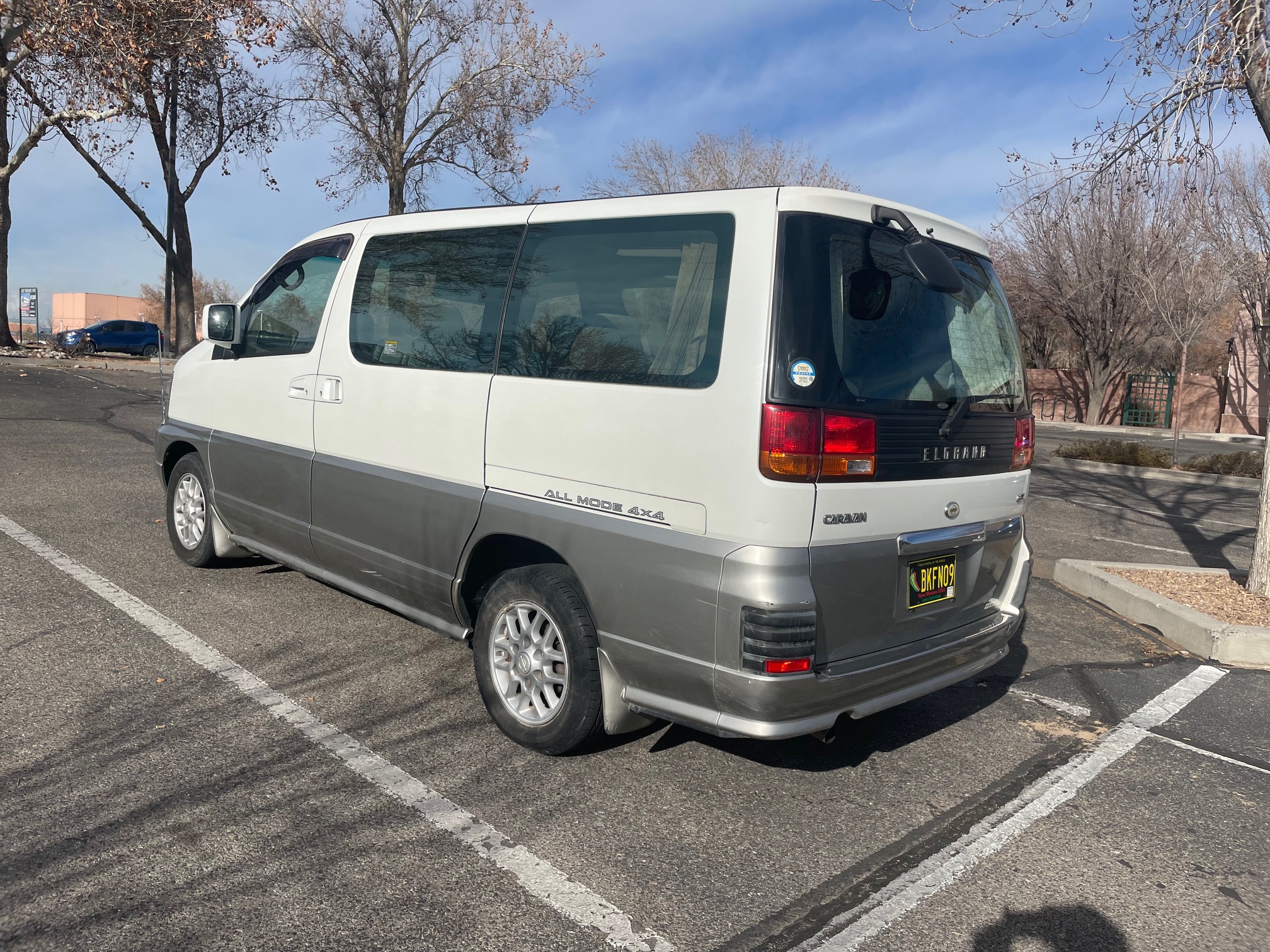 1997 JDM Van Nissan Caravan Elgrand