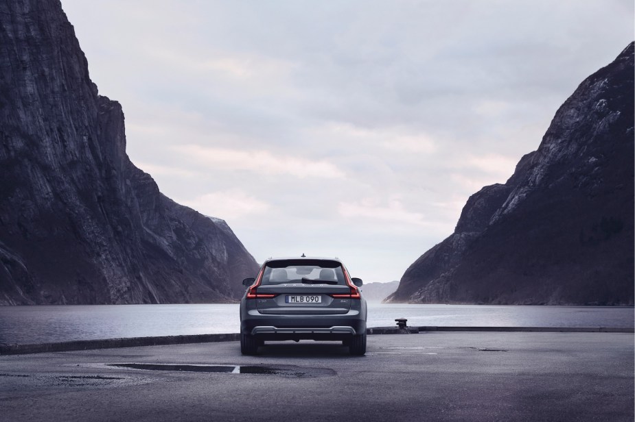 2023 Volvo V90 wagon rear hatch