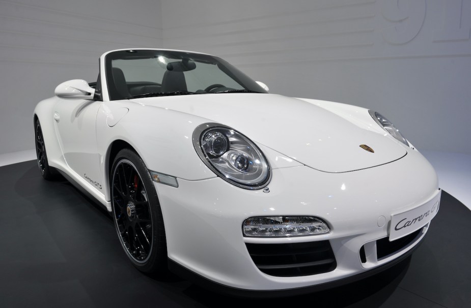 Porsche 911 Carrera GTS