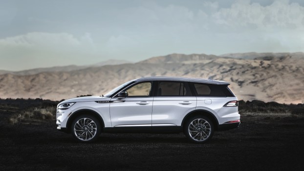 3 Spacious Midsize Luxury SUVs for 2023