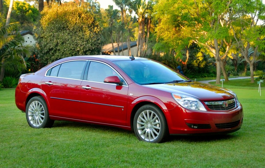 2009 Saturn Aura red