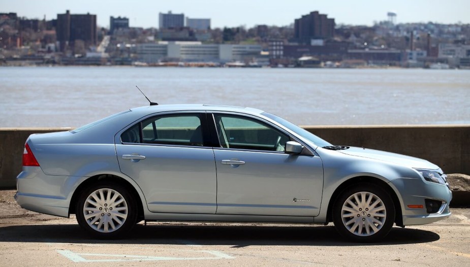 2010 Ford Fusion side