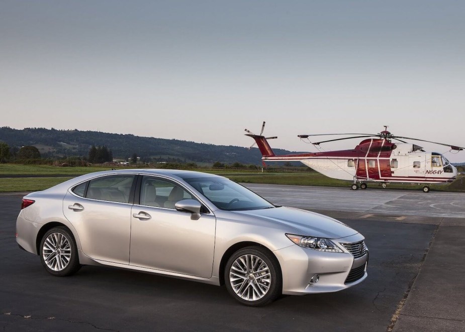 2014 Lexus ES 350 exterior