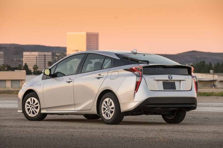 2017 Toyota Prius white