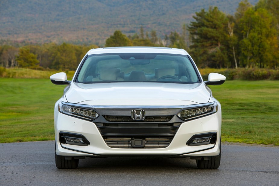 2018 Honda Accord Hybrid white