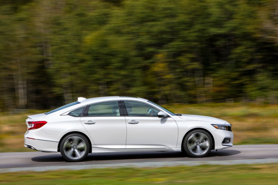 2018 Honda Accord Hybrid White