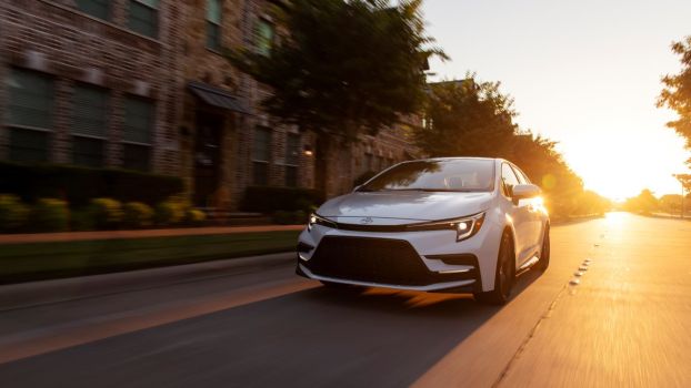 Which 2023 Toyota Corolla Sedan Trim Level Is Best?