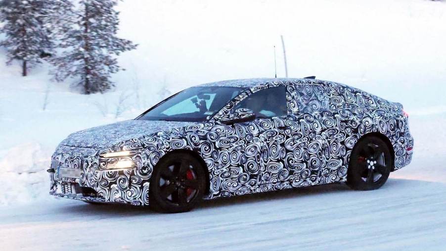 Audi RS 6 e-tron spy shot