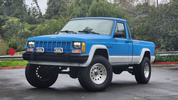 Is This 1990 Comanche the Most ‘Jeep’ Truck Ever Built?