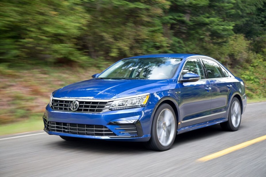 2017 Volkswagen Passat Blue