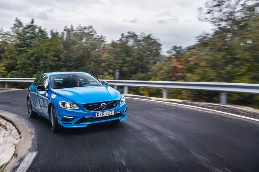 2017 Volvo S60 blue