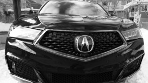 black and white image of a 2020 Acura MDX SUV