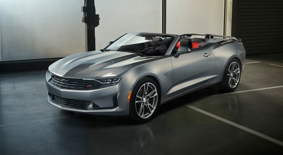 2023 Chevrolet Camaro Convertible silver