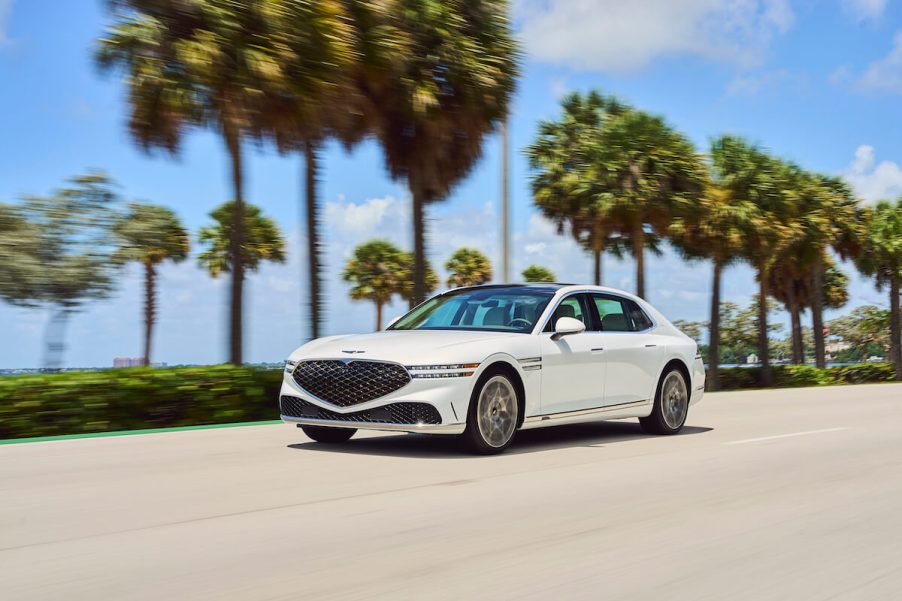 2023 Genesis G90 white