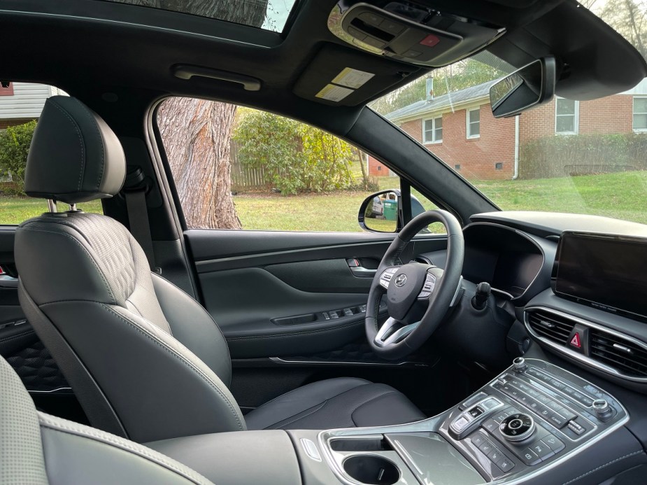 2023 Hyundai Santa Fe Interior