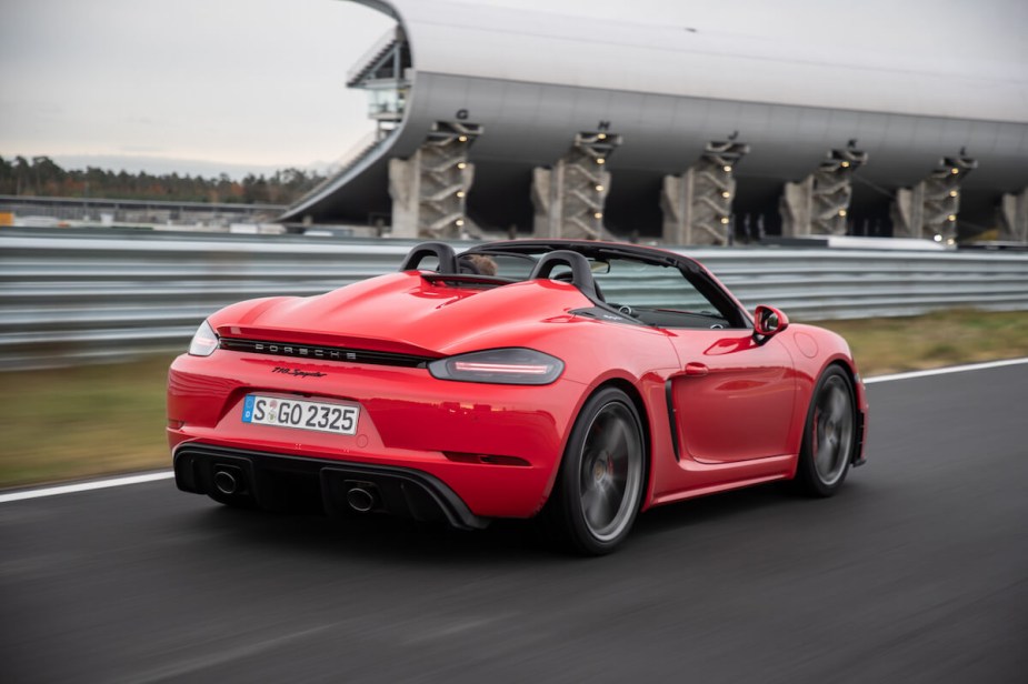 Porsche 718 red