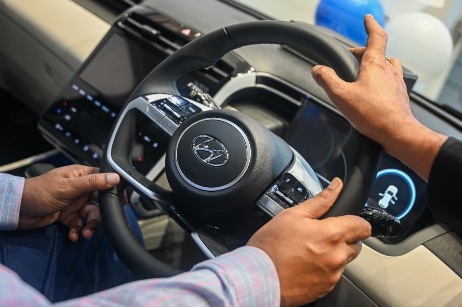 2022 Hyundai Tucson interior 