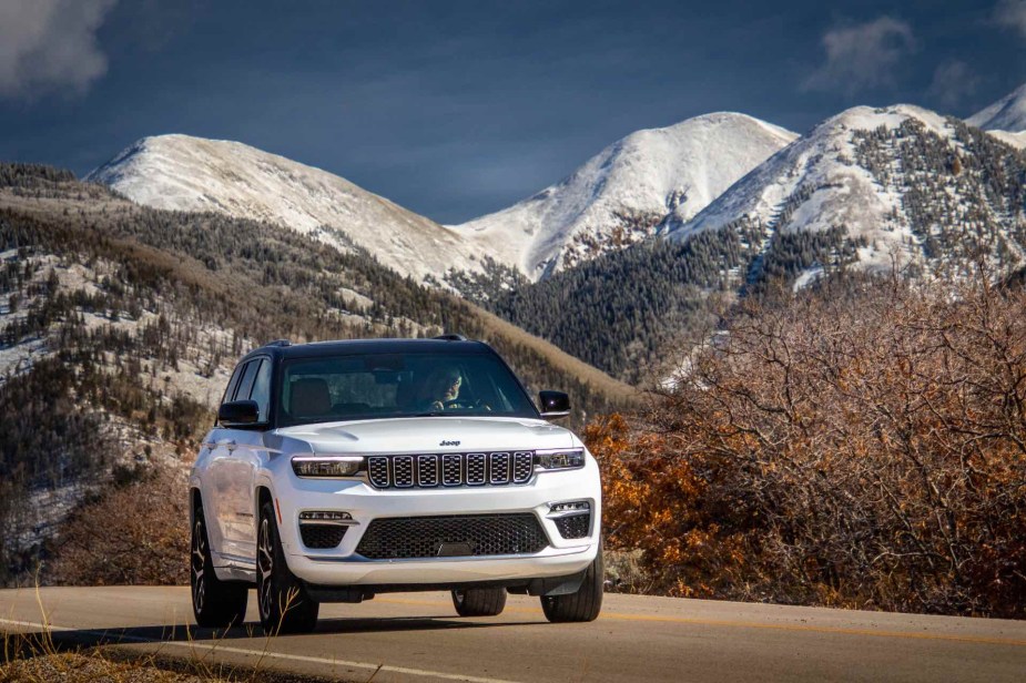 a white 2023 Jeep Grand Cherokee 