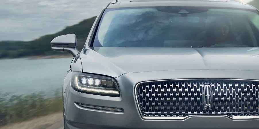 The front of a gray 2023 Lincoln Nautilus.