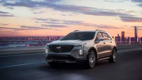 2024 Cadillac XT4 exterior front view